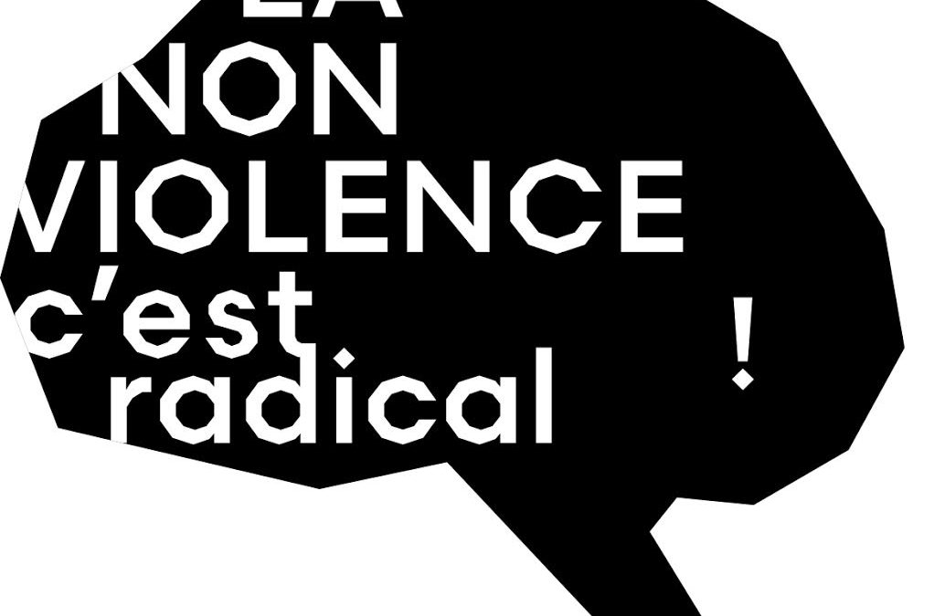 La non violence c’est radical ! Travail école de la formation au graphisme plurimédia de l&rsquo;émi